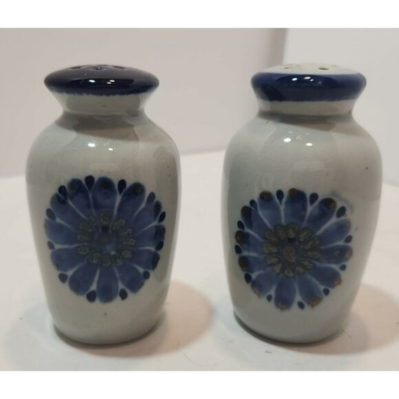 Vtg Ken Edwards El Palomar Guadalajara Blue Salt And Pepper Shakers Signed - Picture 1 of 16